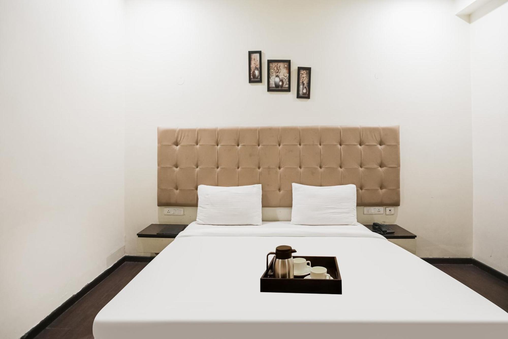 Townhouse The Amv Hotel Gurgaon Dış mekan fotoğraf