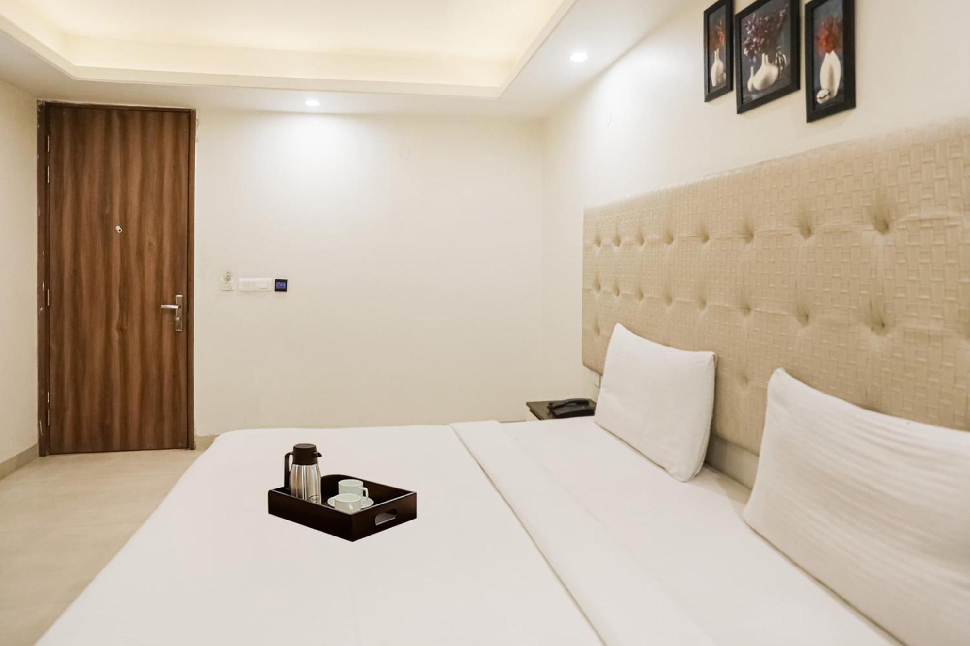 Townhouse The Amv Hotel Gurgaon Dış mekan fotoğraf