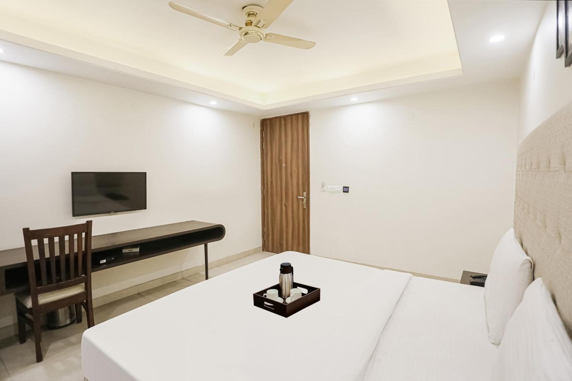 Townhouse The Amv Hotel Gurgaon Dış mekan fotoğraf